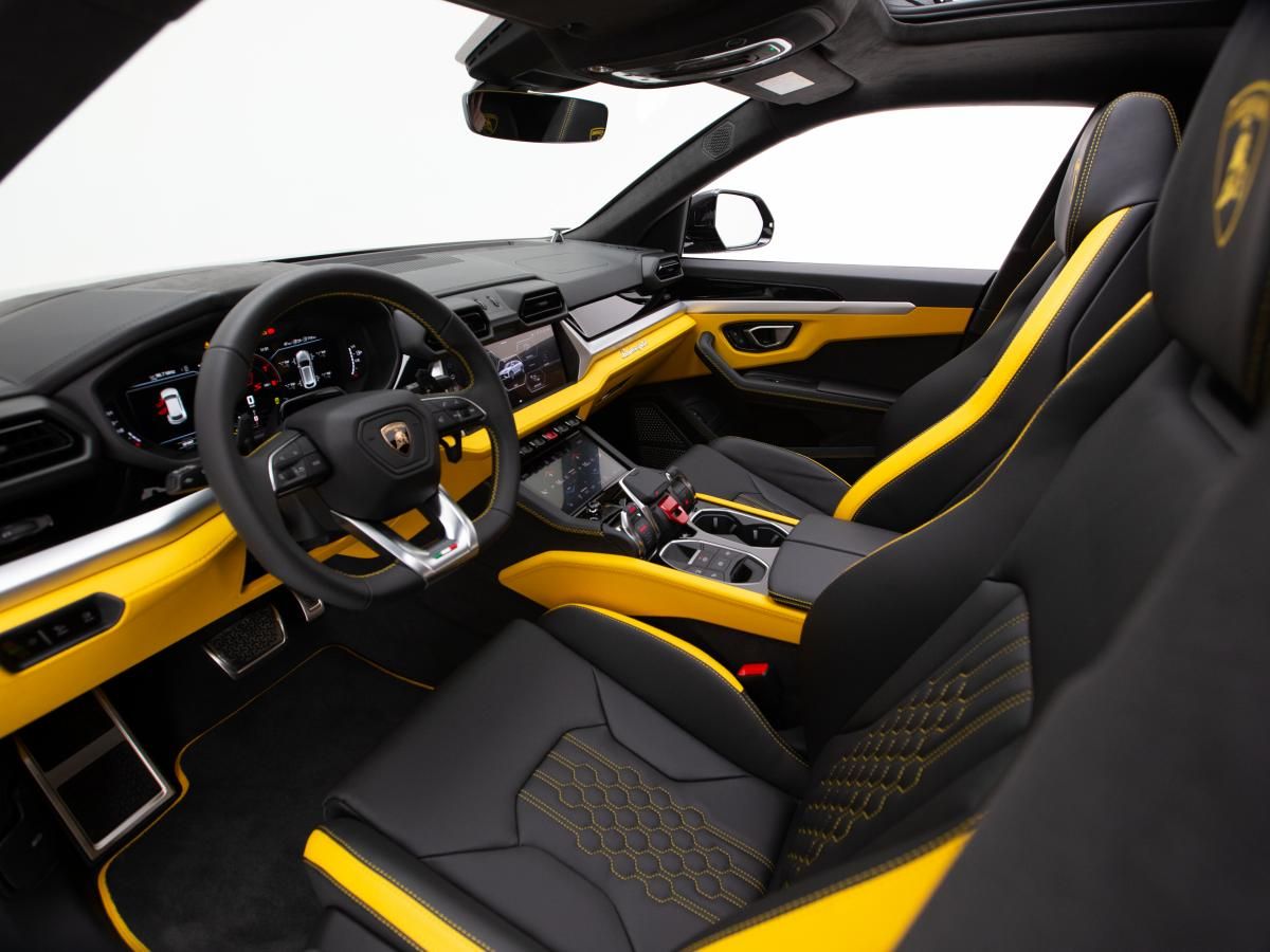 lamborghini-urus-2026-hibrido-a-gasolina-3996cc