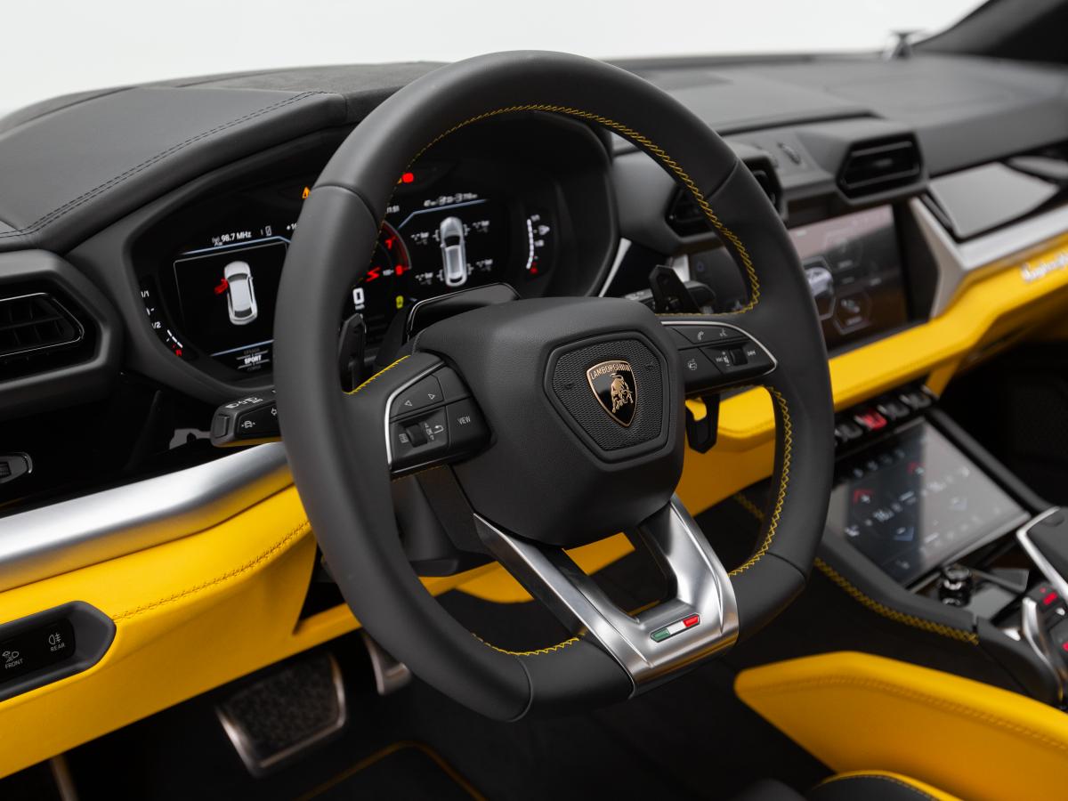 lamborghini-urus-2026-hibrido-a-gasolina-3996cc