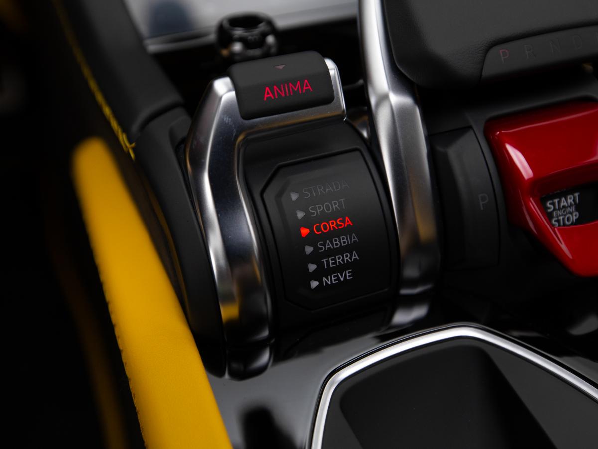 lamborghini-urus-2026-hibrido-a-gasolina-3996cc