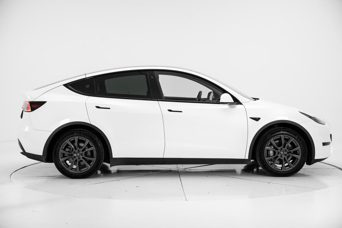 tesla-model-y-2023-eletrico-0cc