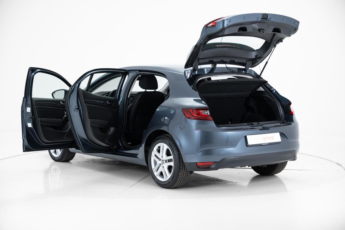 renault-megane-2018-diesel-1461cc