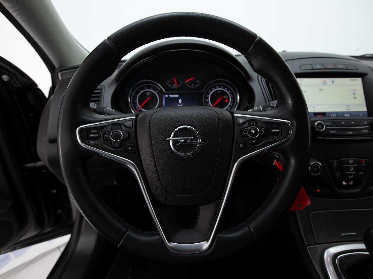 opel-insignia-sports-tourer-2014-diesel-1956cc
