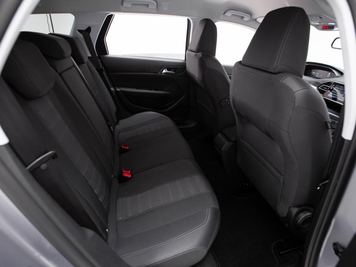 peugeot-308-sw-2021-diesel-1499cc