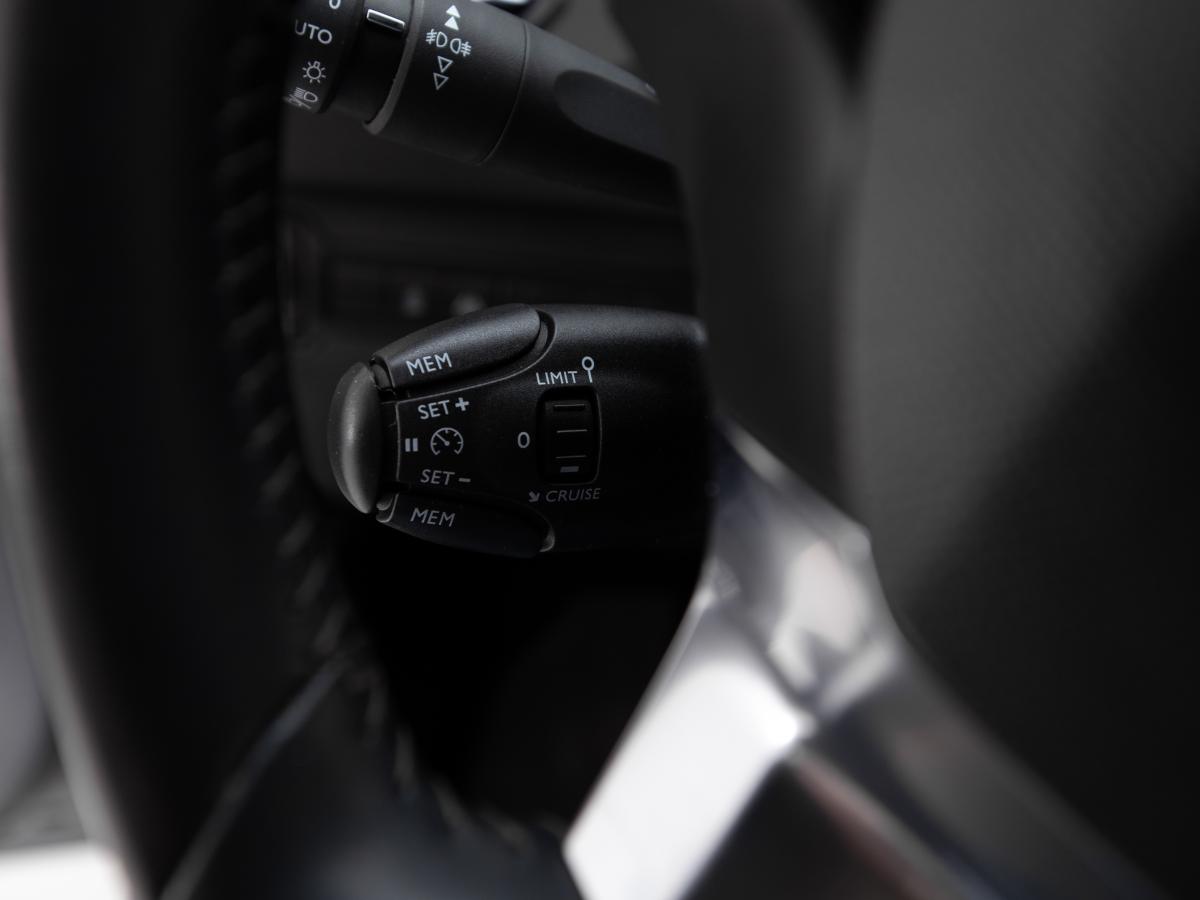 peugeot-308-sw-2021-diesel-1499cc