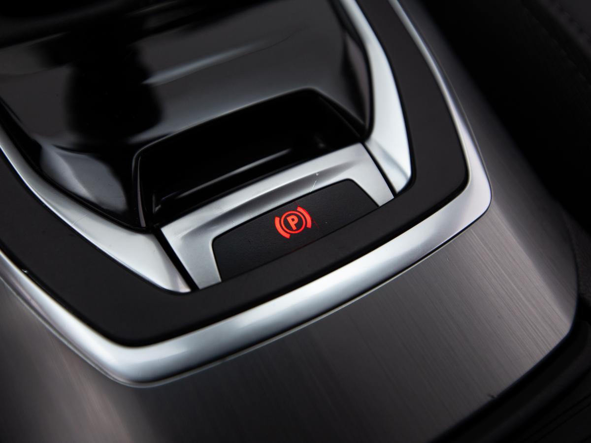 peugeot-308-sw-2021-diesel-1499cc
