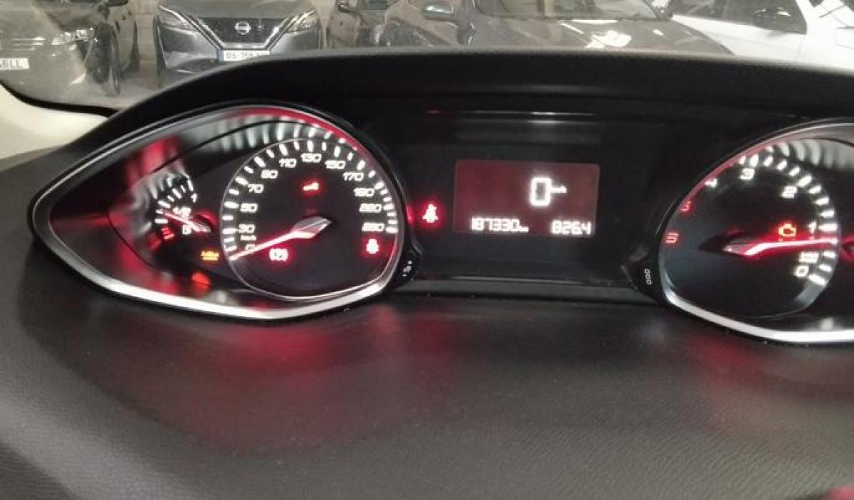 peugeot-308-2019-diesel-1499cc