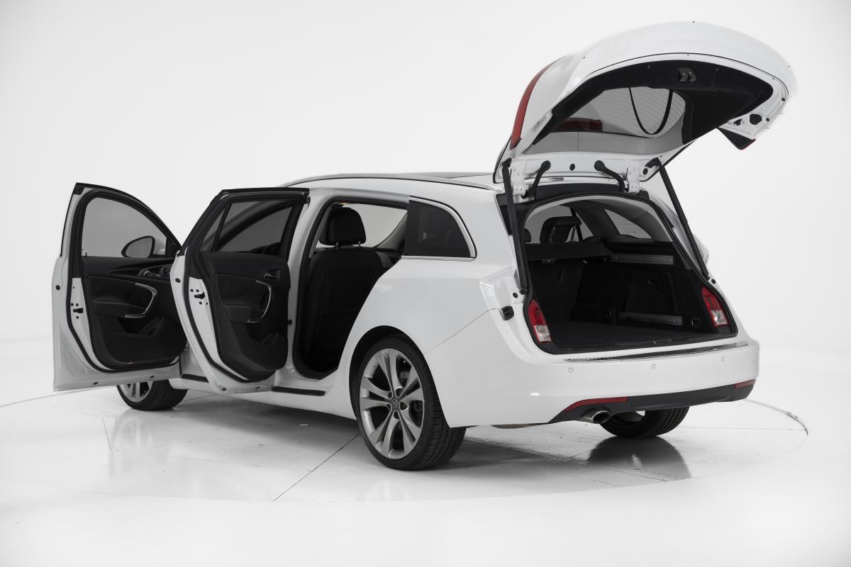 opel-insignia-sports-tourer-2010-diesel-1956cc