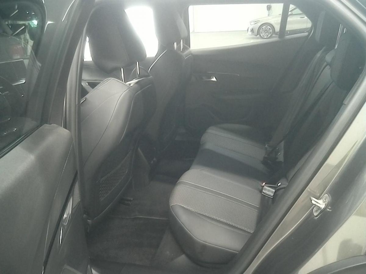 peugeot-2008-2022-gasolina-1199cc