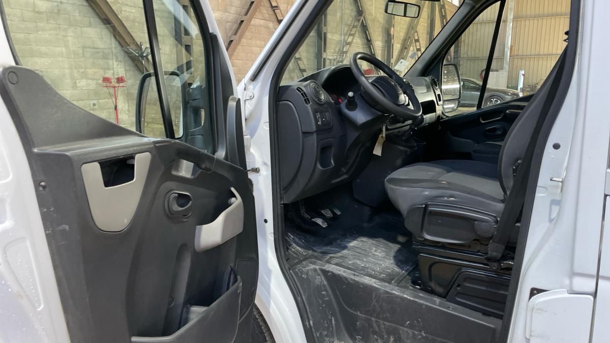 renault-master-2018-diesel-2299cc