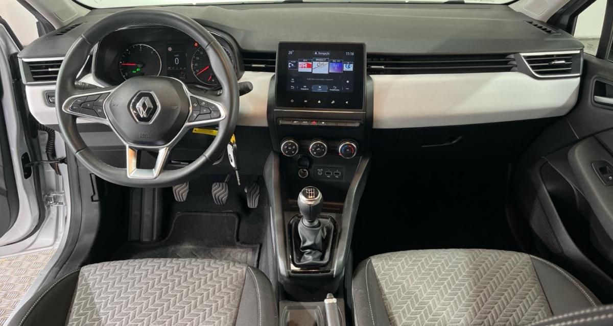 renault-clio-2023-diesel-1461cc