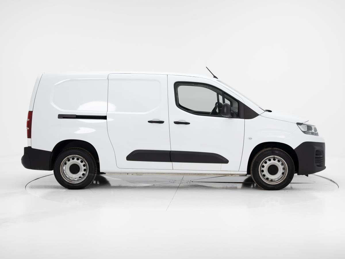 citroen-berlingo-2021-diesel-1499cc