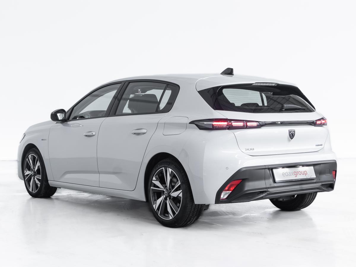 peugeot-308-2023-hibrido-a-gasolina-1598cc