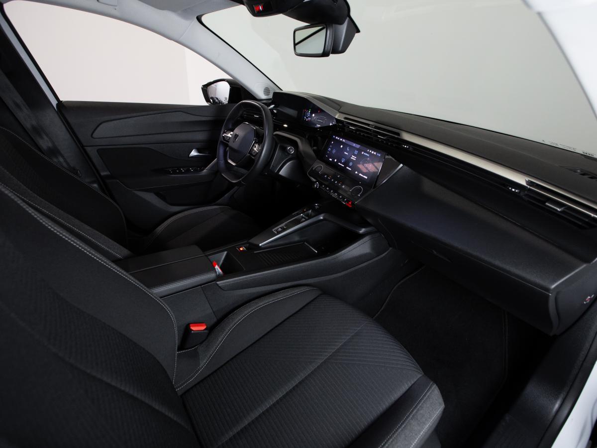 peugeot-308-2023-hibrido-a-gasolina-1598cc