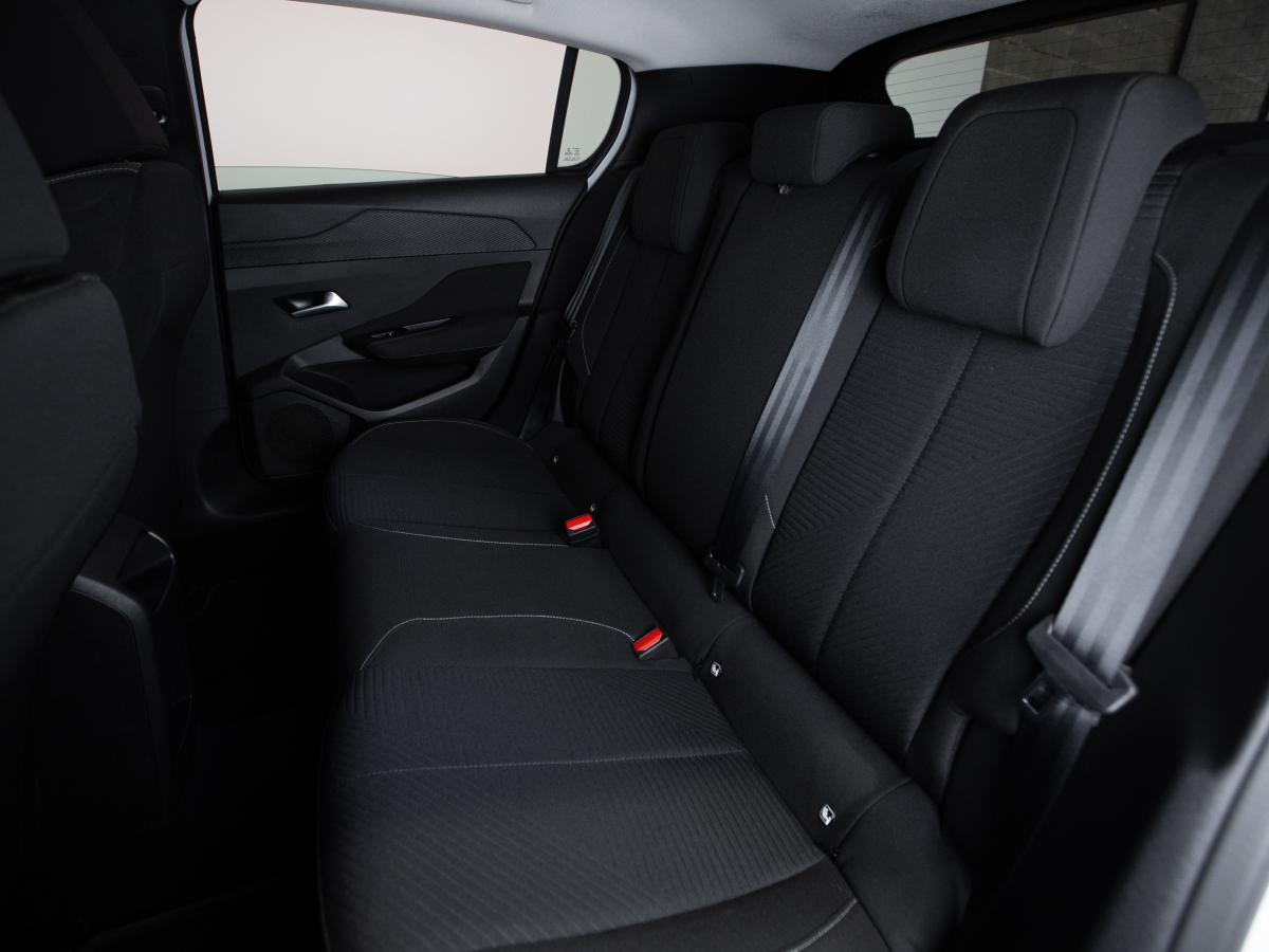 peugeot-308-2023-hibrido-a-gasolina-1598cc