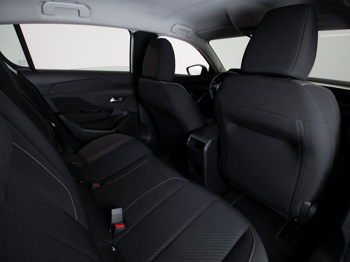 peugeot-308-2023-hibrido-a-gasolina-1598cc