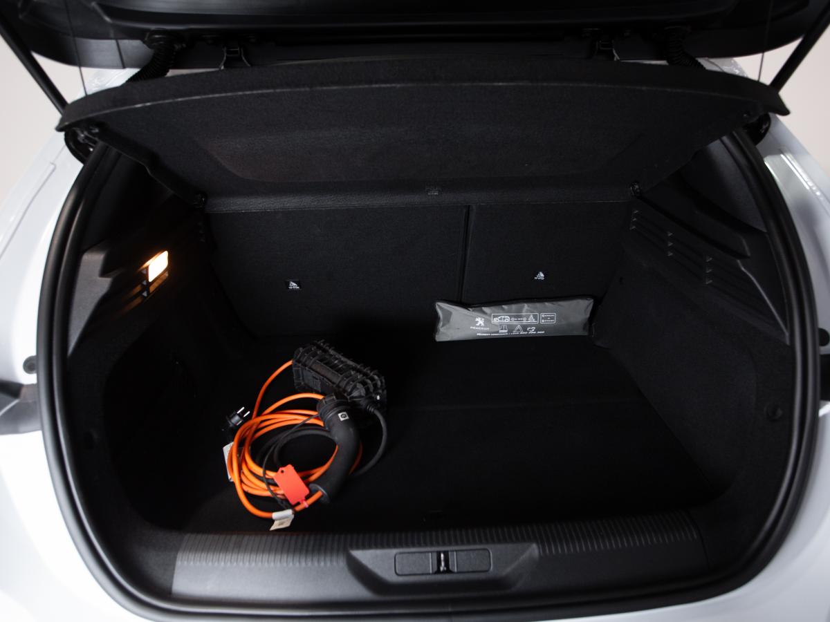 peugeot-308-2023-hibrido-a-gasolina-1598cc
