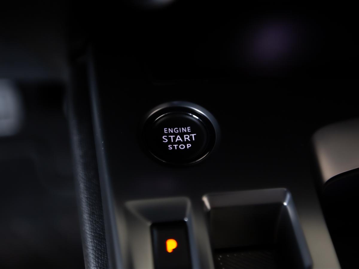 peugeot-308-2023-hibrido-a-gasolina-1598cc