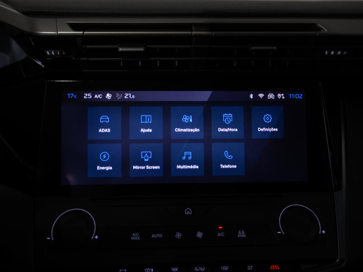 peugeot-308-2023-hibrido-a-gasolina-1598cc