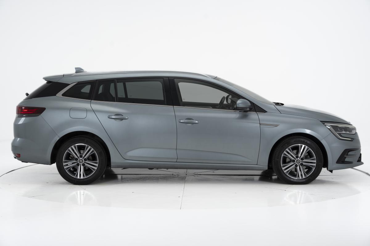 renault-megane-sport-tourer-2021-diesel-1461cc