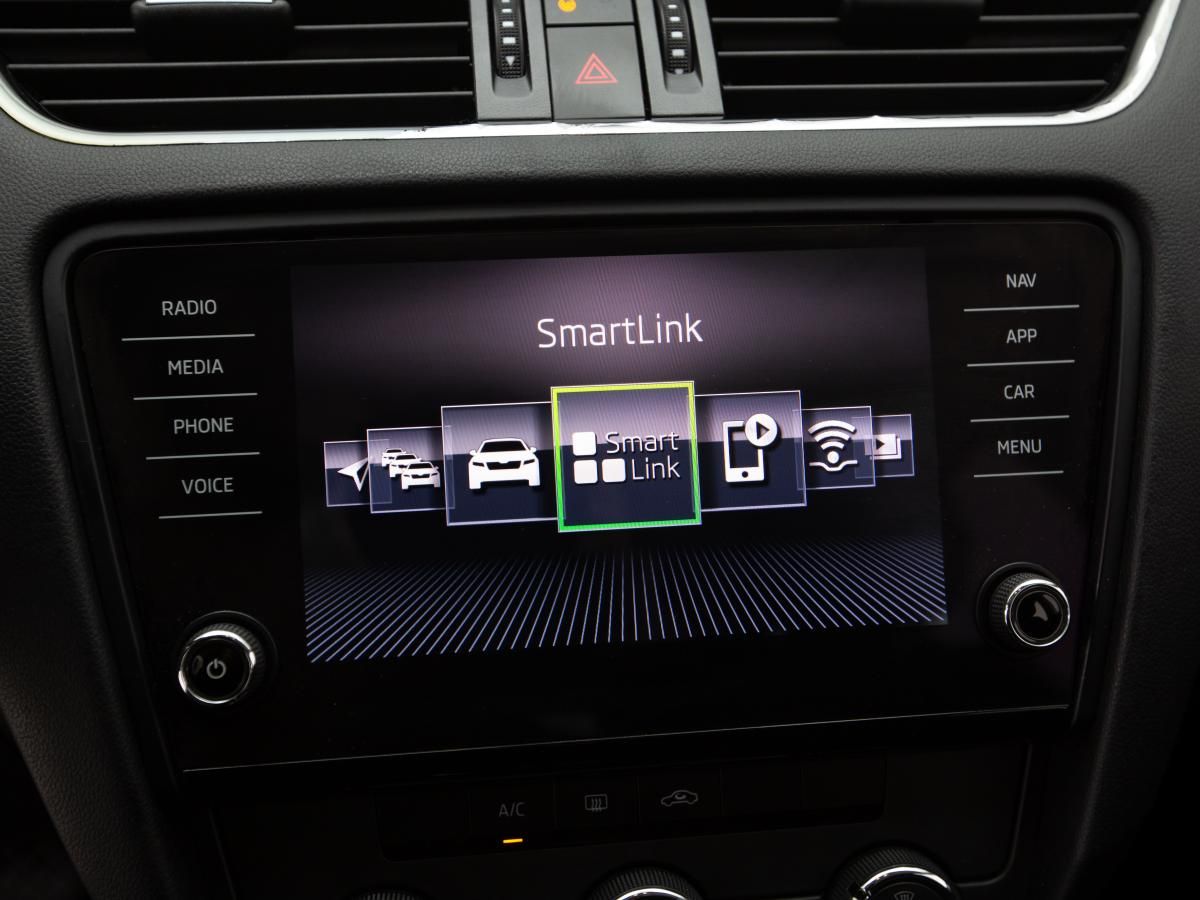 skoda-octavia-2019-diesel-1598cc