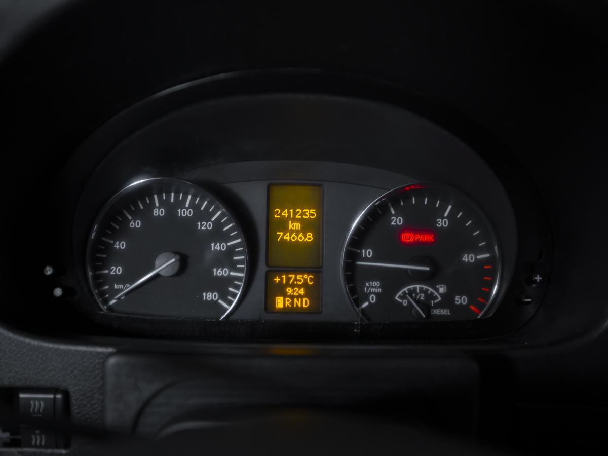 mercedes-benz-sprinter-2016-diesel-2100cc