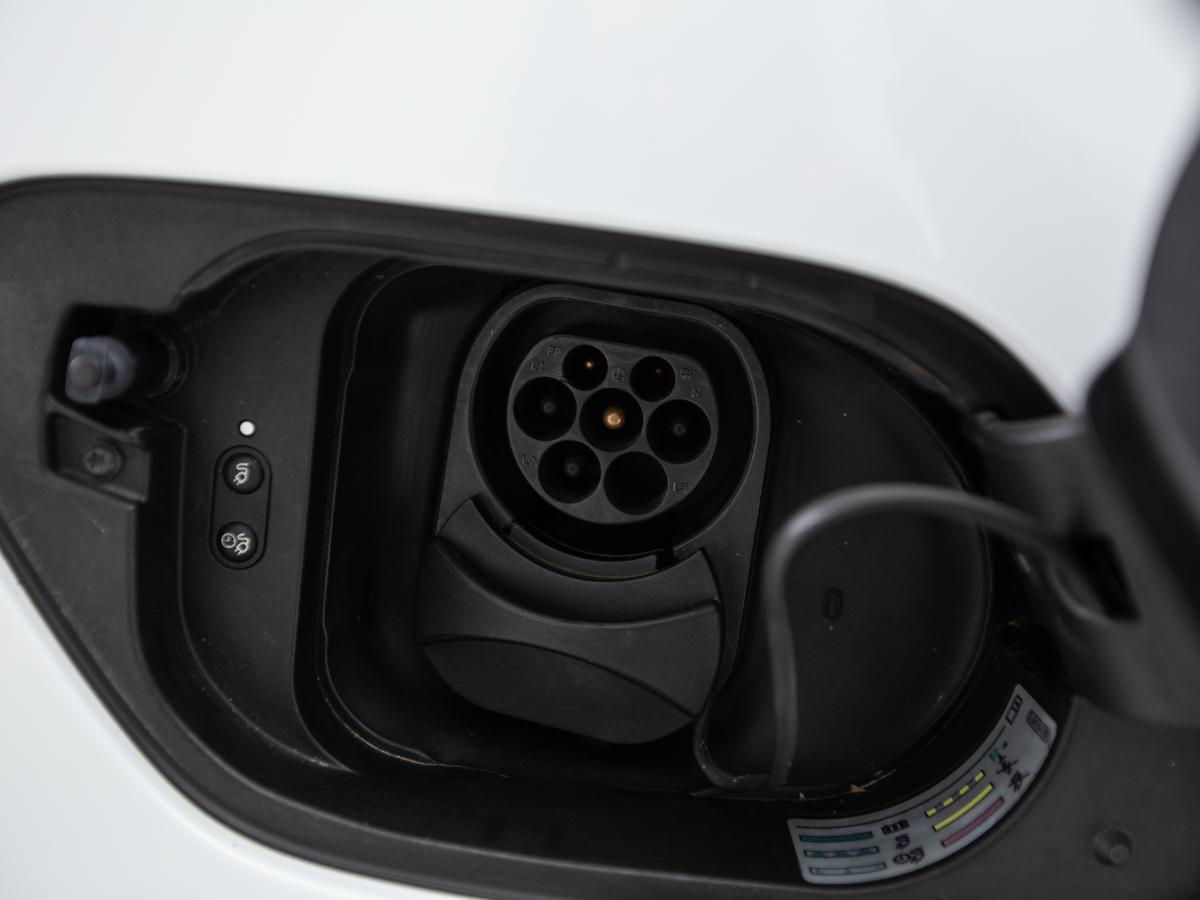volkswagen-e-golf-2020-eletrico-0cc