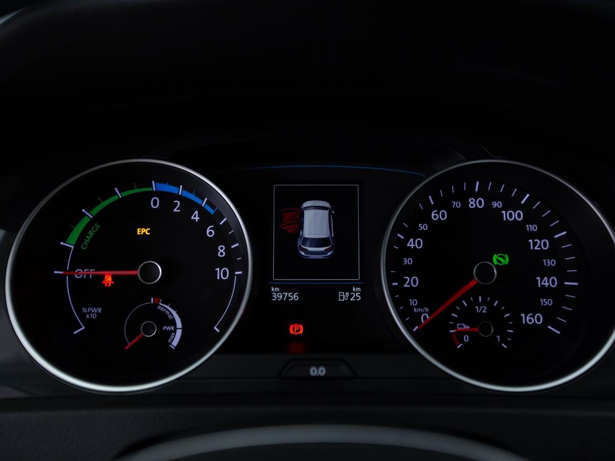 volkswagen-e-golf-2020-eletrico-0cc
