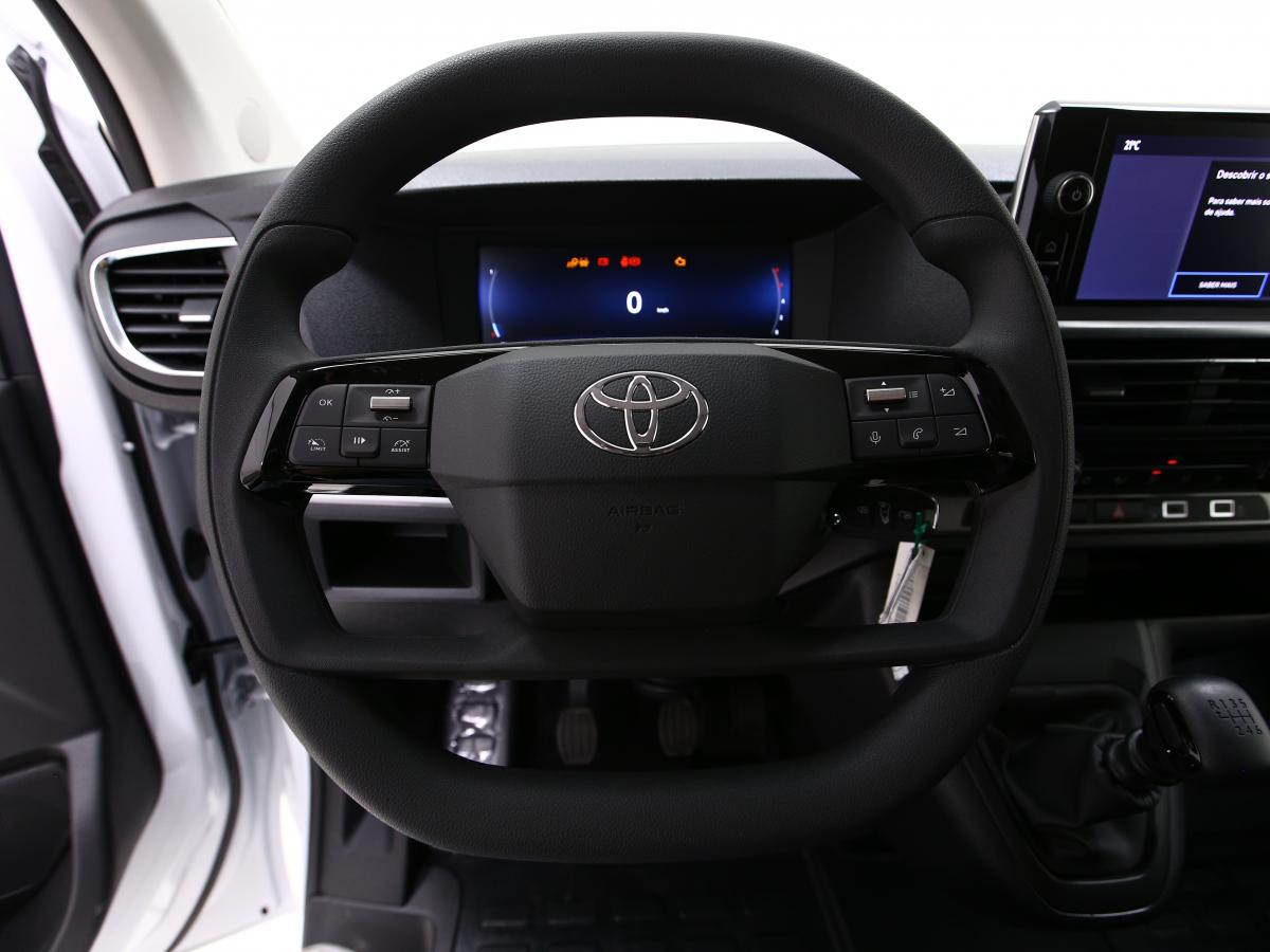 toyota-proace-2025-diesel-1997cc