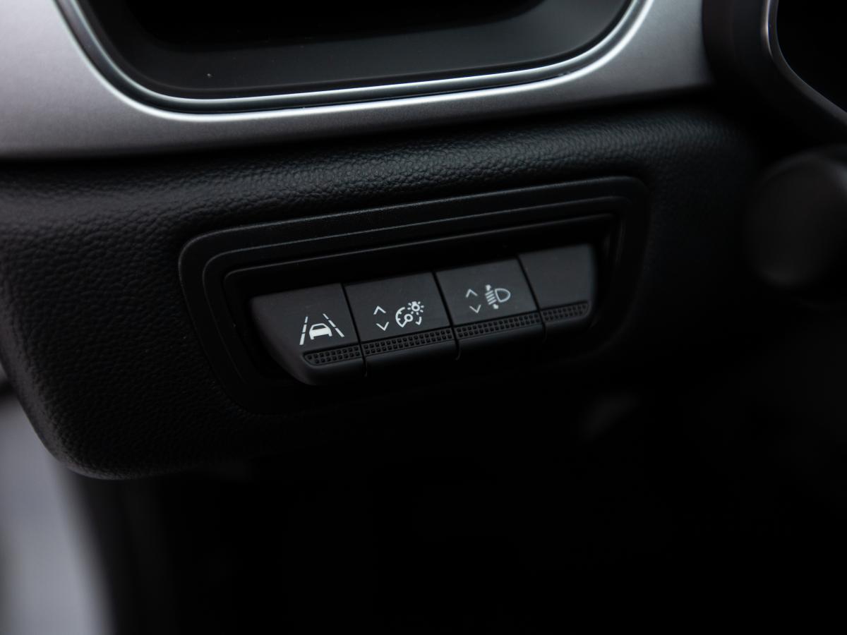 renault-captur-2023-gasolina-999cc