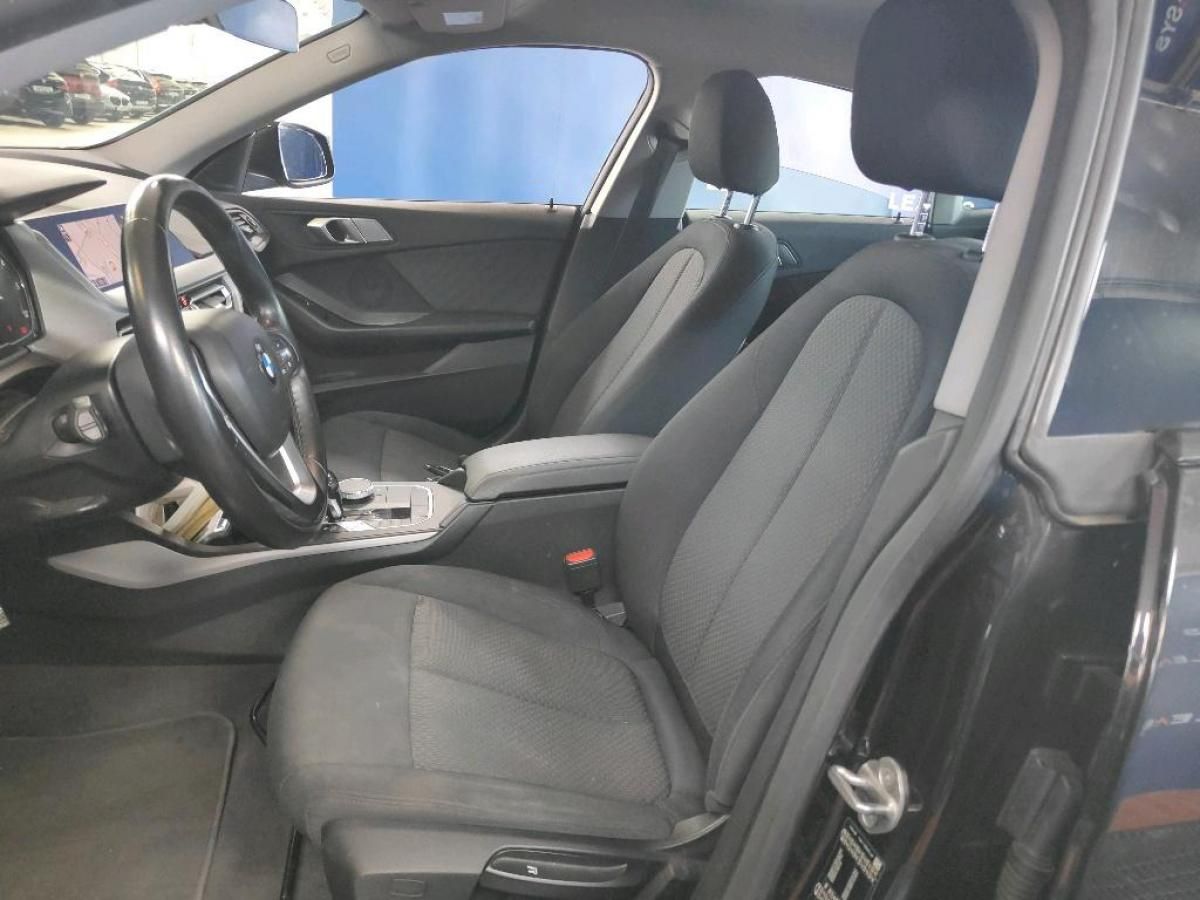 bmw-serie-2-2021-diesel-1496cc
