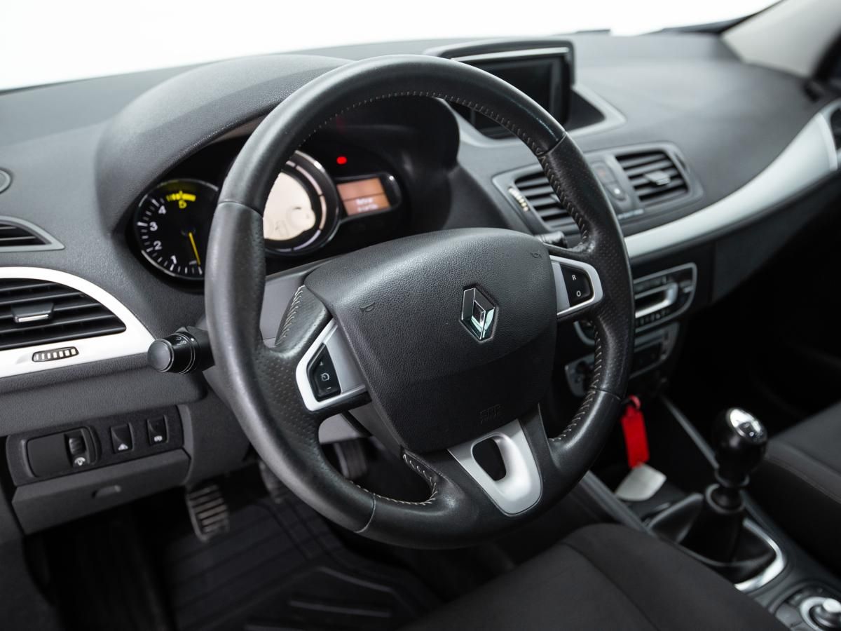 renault-megane-sport-tourer-2012-diesel-1461cc