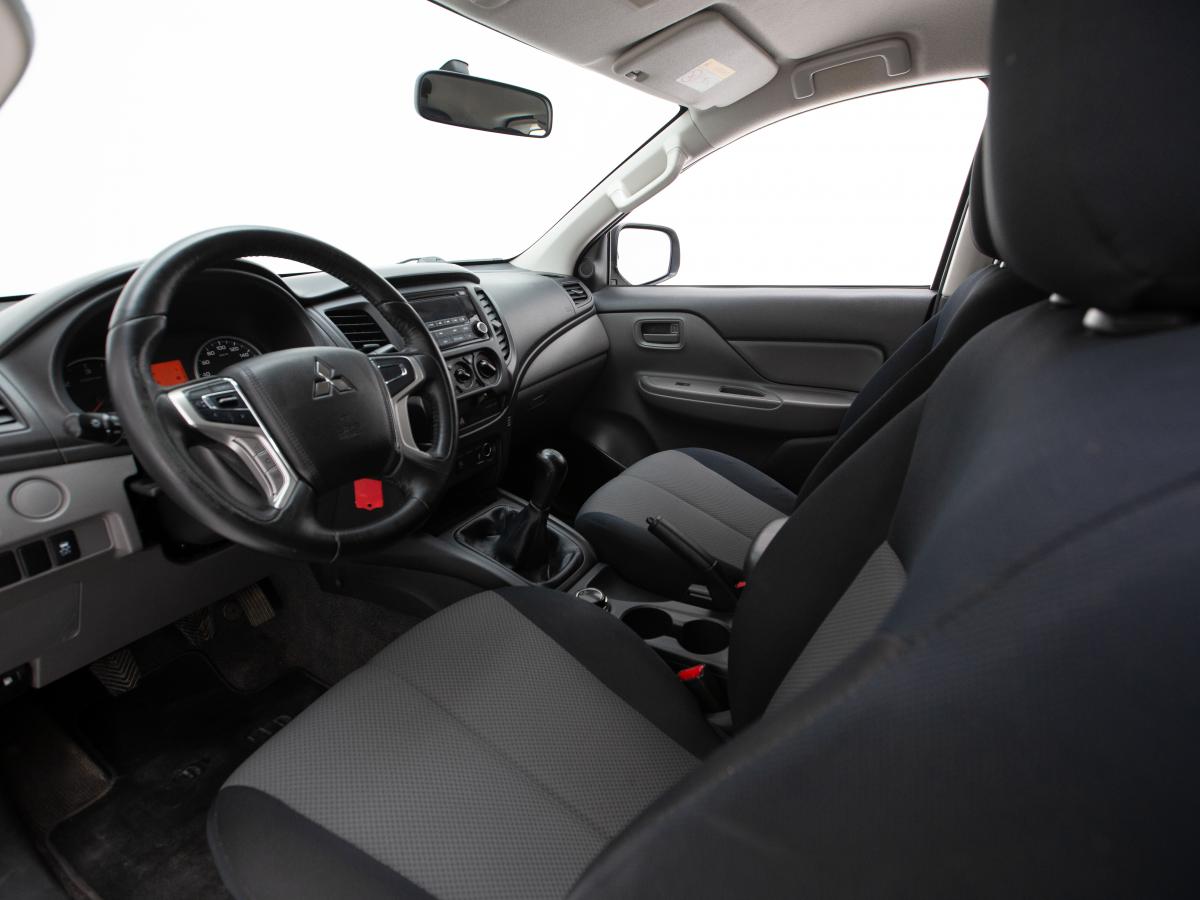 mitsubishi-l200-2019-diesel-2442cc