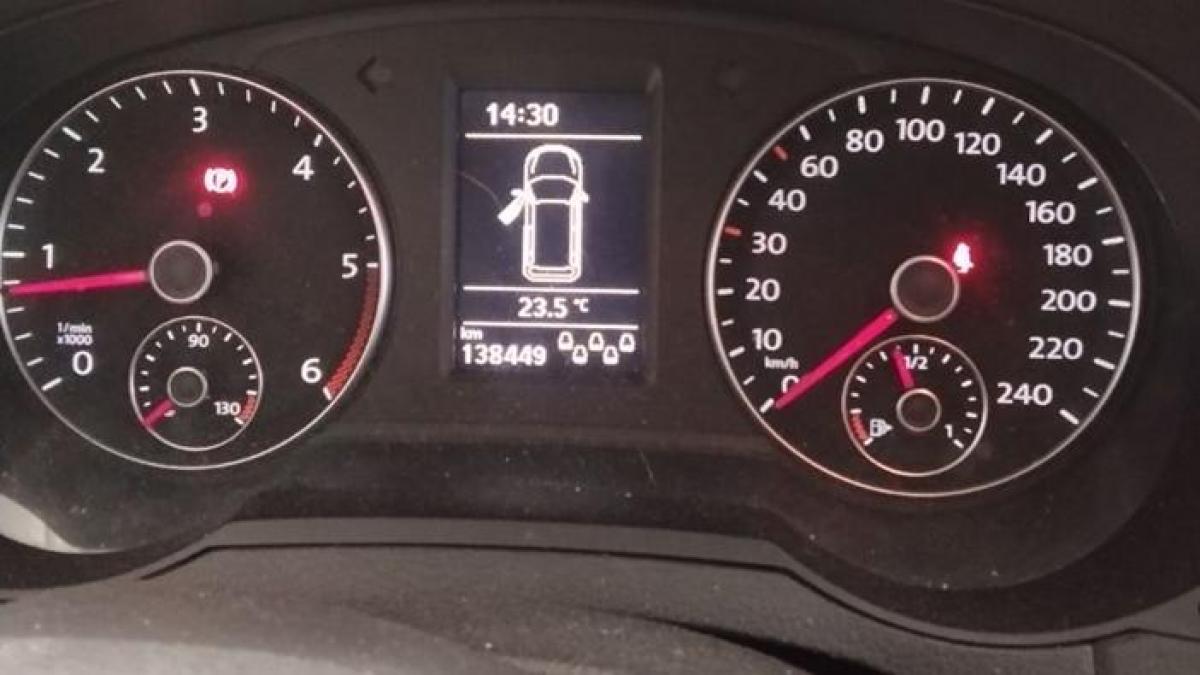 volkswagen-sharan-2013-diesel-1968cc