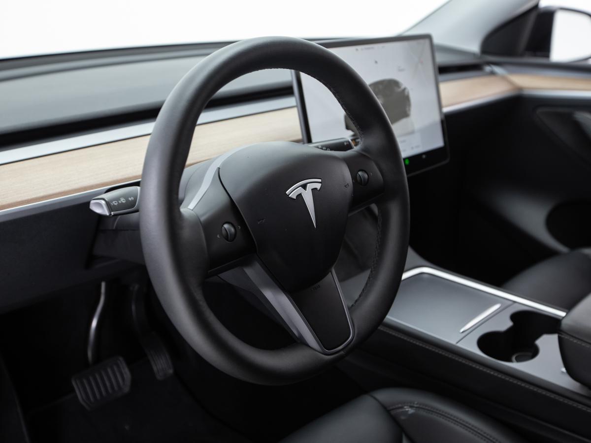 tesla-model-y-2023-eletrico-0cc