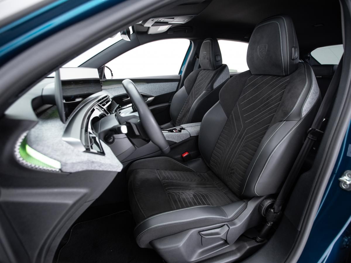 peugeot-e-3008-2024-eletrico-0cc
