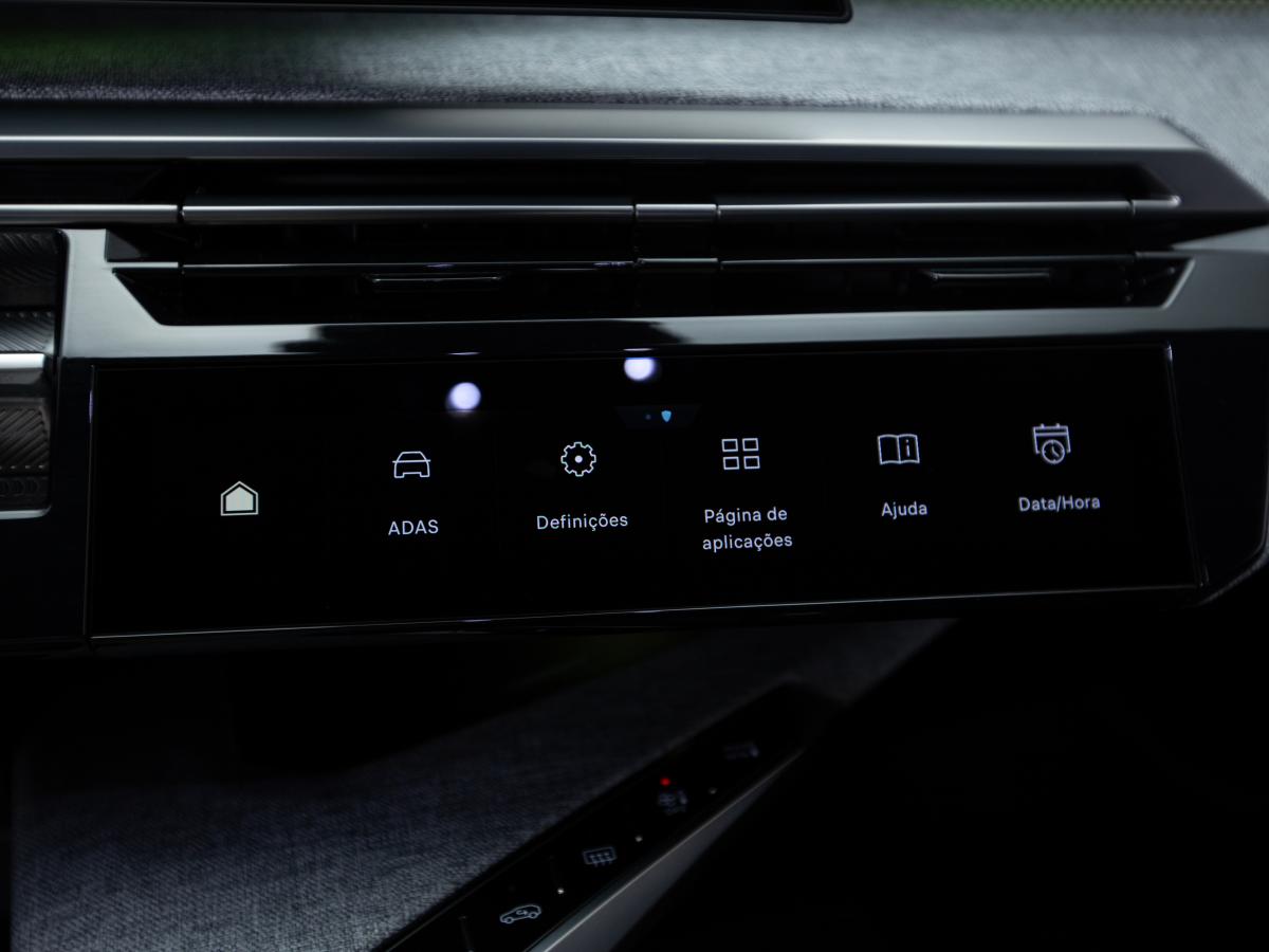 peugeot-e-3008-2024-eletrico-0cc