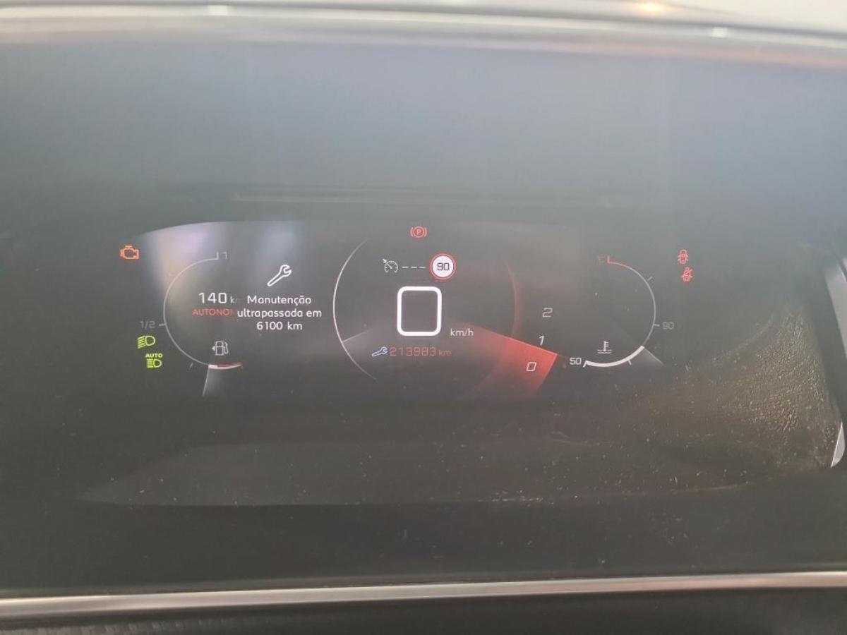 peugeot-208-2022-diesel-1499cc