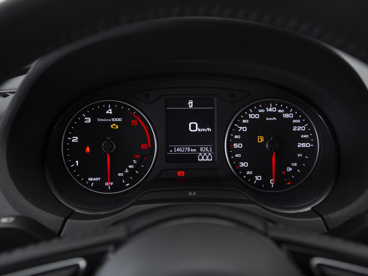 audi-a3-sportback-2019-diesel-1598cc