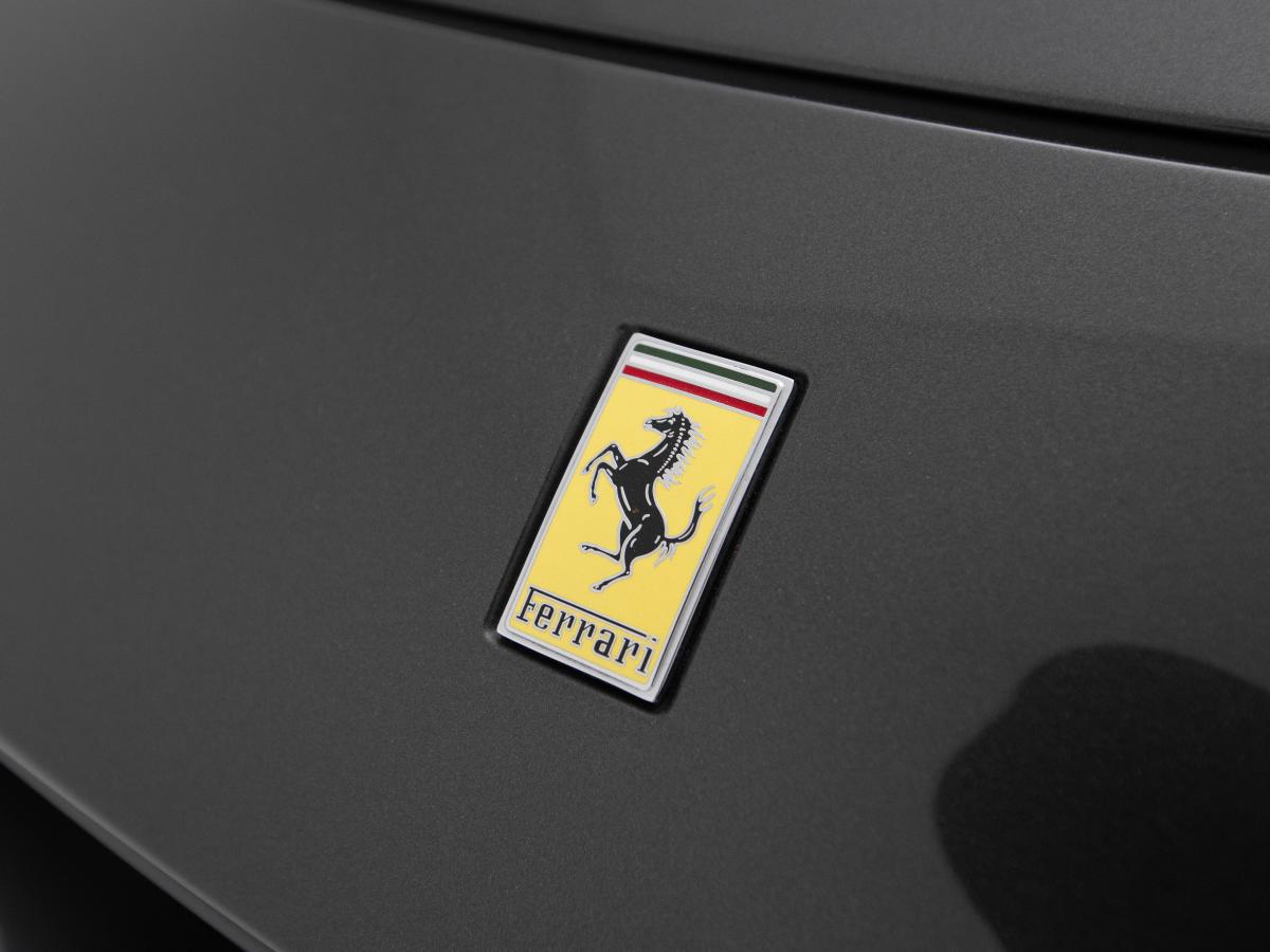 ferrari-purosangue-2025-gasolina-6496cc