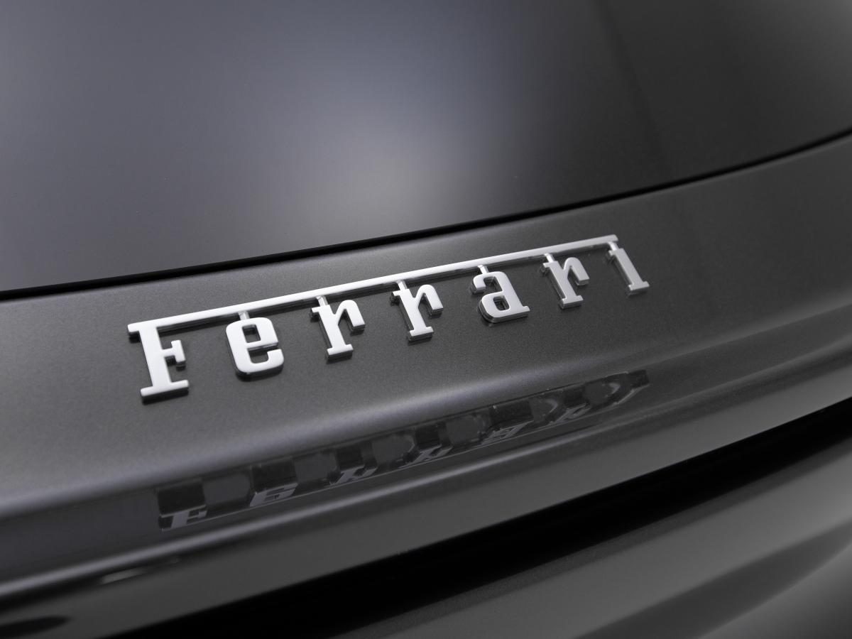 ferrari-purosangue-2025-gasolina-6496cc
