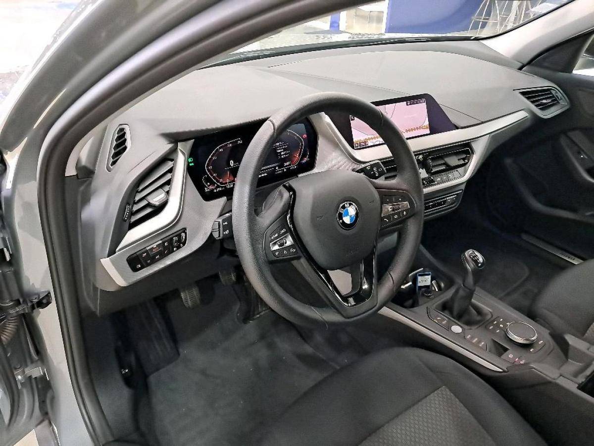 bmw-serie-1-2022-diesel-1496cc
