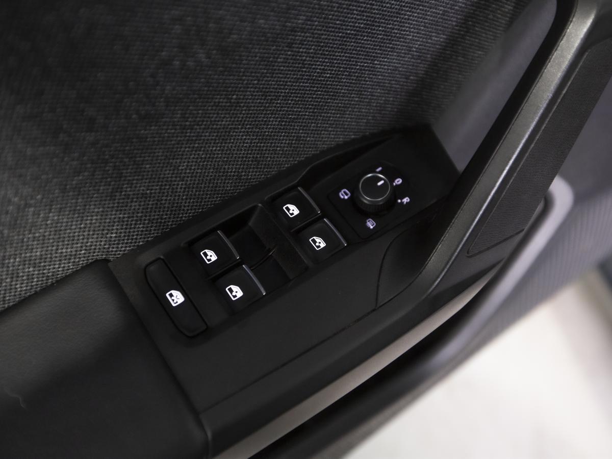 seat-leon-2021-hibrido-a-gasolina-1395cc