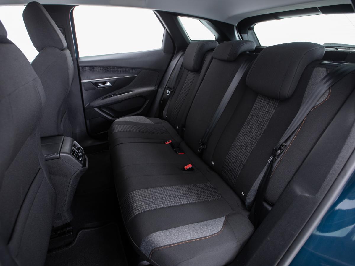 peugeot-3008-2022-diesel-1499cc