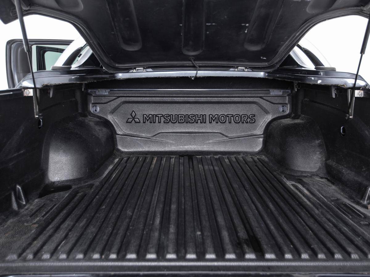 mitsubishi-l200-2020-diesel-2268cc
