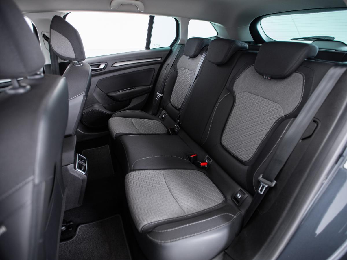 renault-megane-sport-tourer-2022-diesel-1461cc