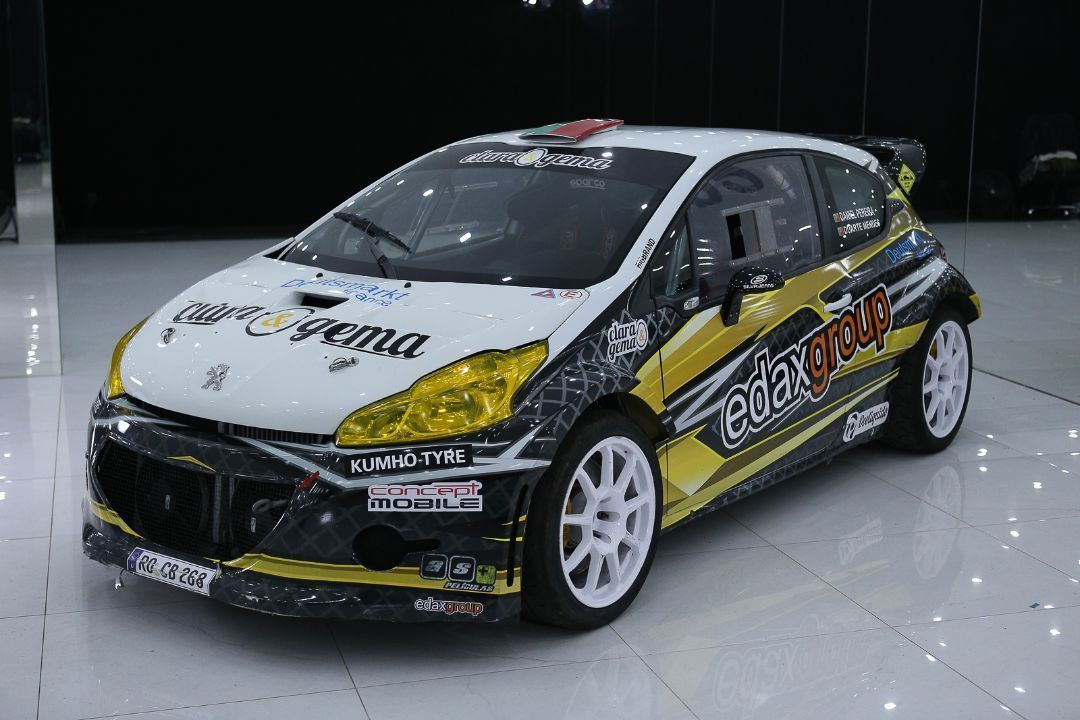 peugeot-208-2014-gasolina-1598cc