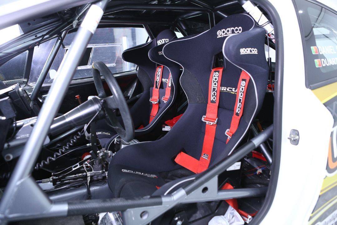 peugeot-208-2014-gasolina-1598cc