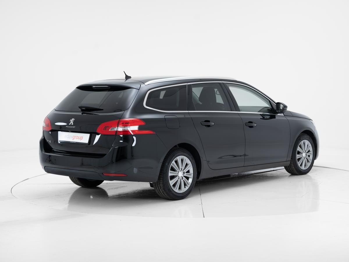 peugeot-308-sw-2021-diesel-1499cc
