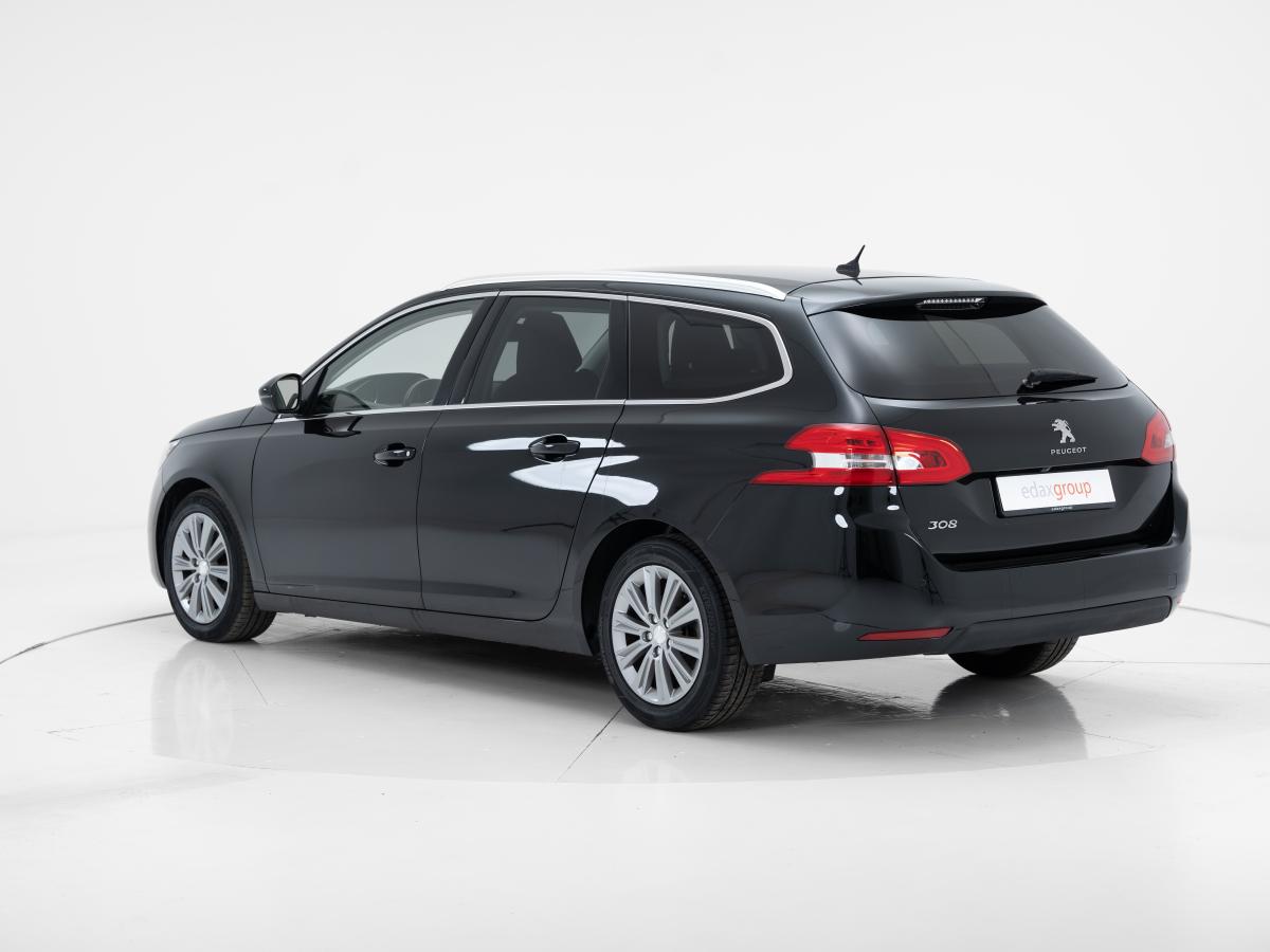 peugeot-308-sw-2021-diesel-1499cc