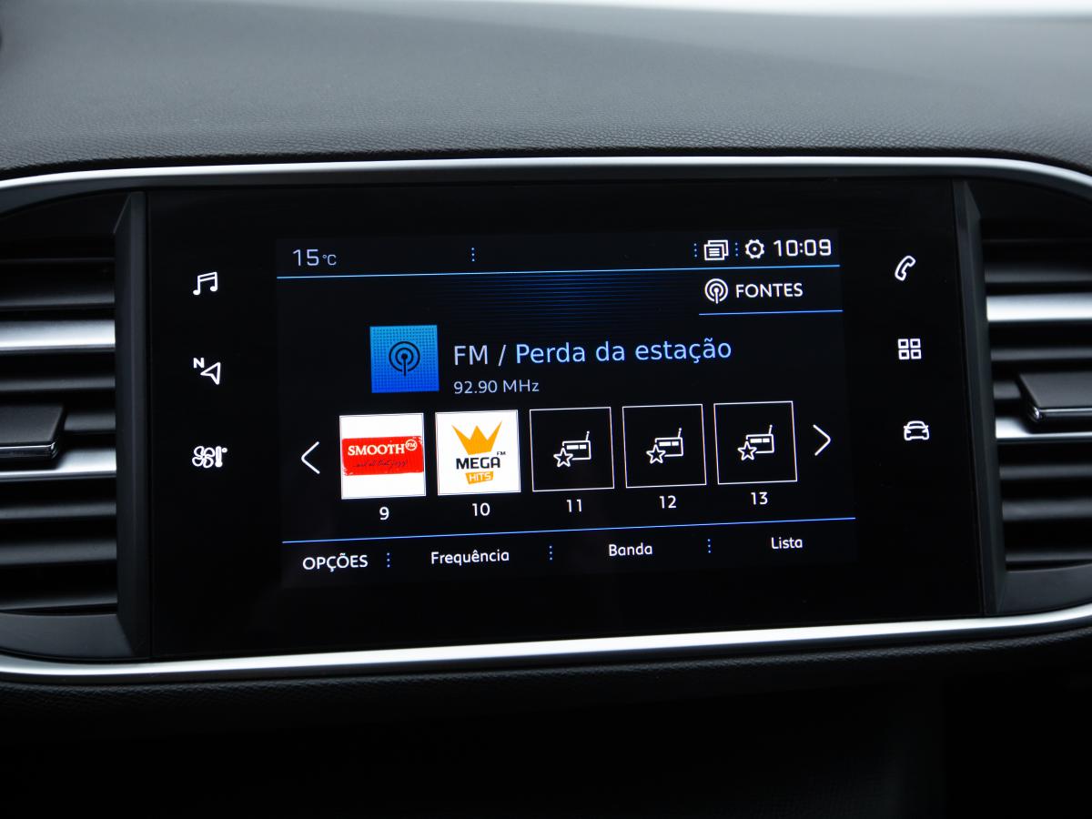 peugeot-308-sw-2021-diesel-1499cc